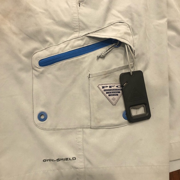 Columbia PFG Shorts - 30W - Stained - Picture 9 of 9